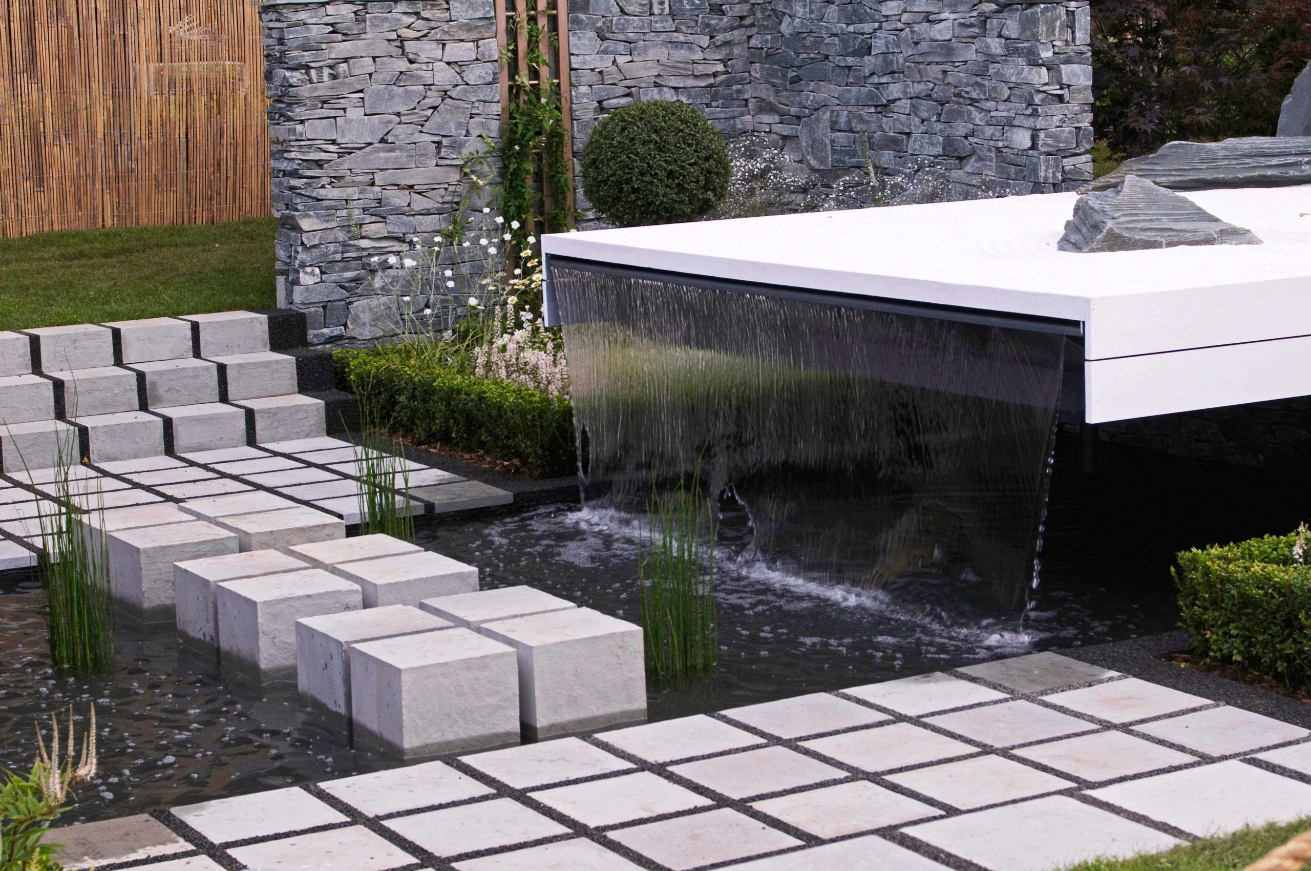 Garden Water Feature And Fountains Installation Company Esher KT10